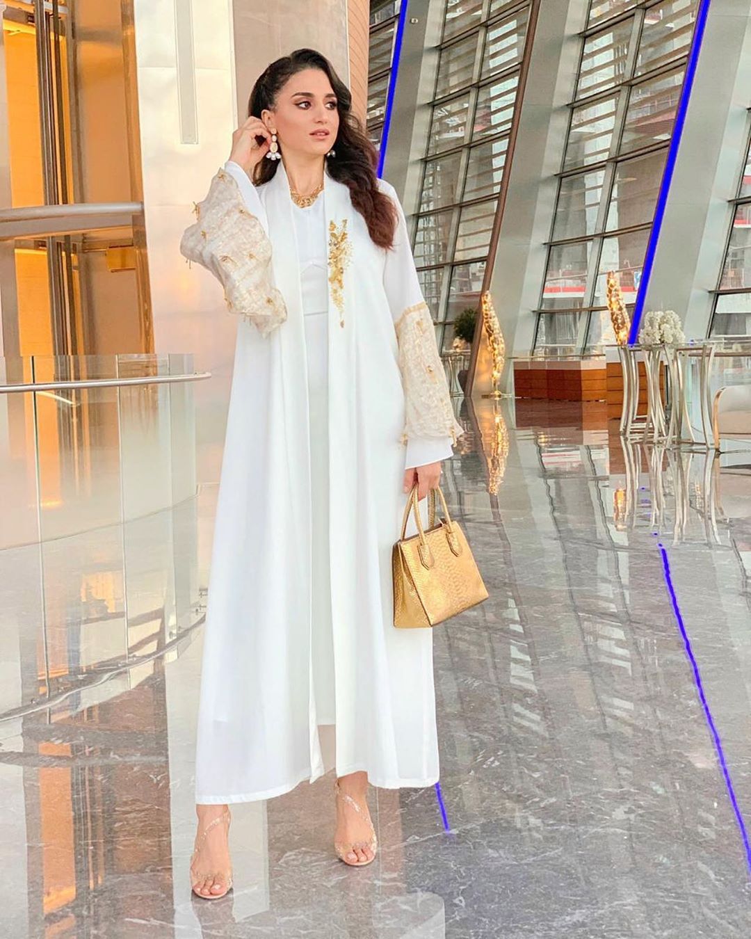 White And Gold Abaya VAVCI White And Gold Abaya VAVCI