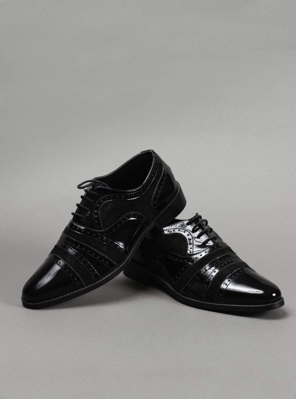 Black Patent Leather Bespoke Shoe – VAVCI1