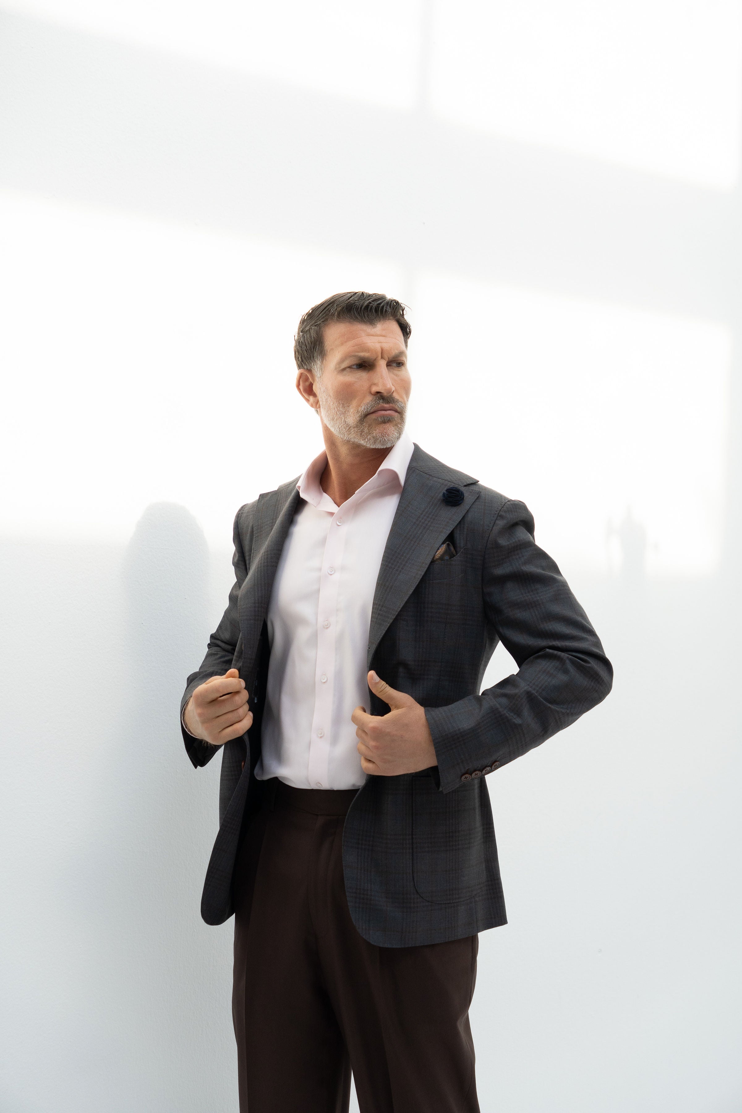 Grey checked single-breasted blazer in wool with a notch lapel
