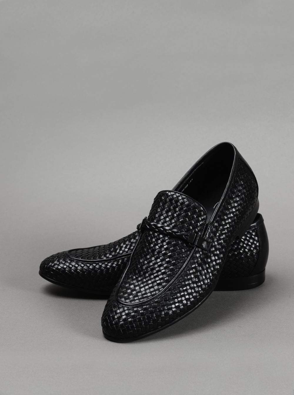 Black Leather Woven Shoes