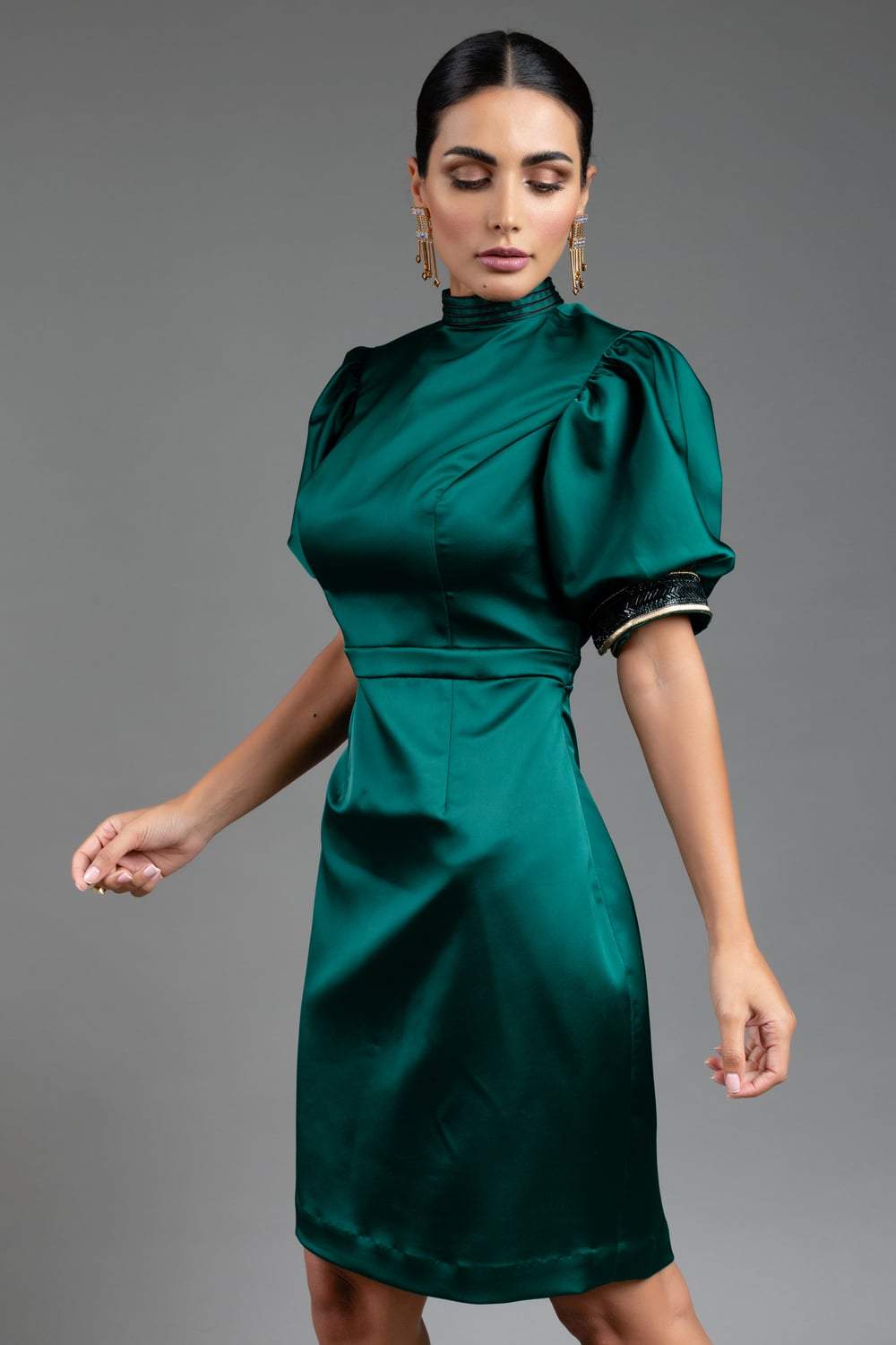 Emerald Green Puffed Sleeve Dress