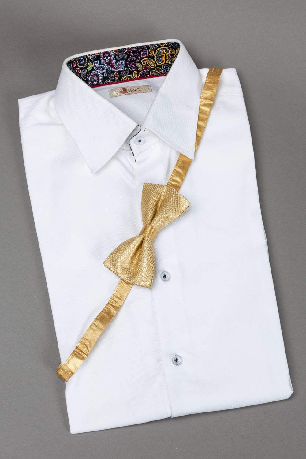 Gold Pre-Tied Bow Tie
